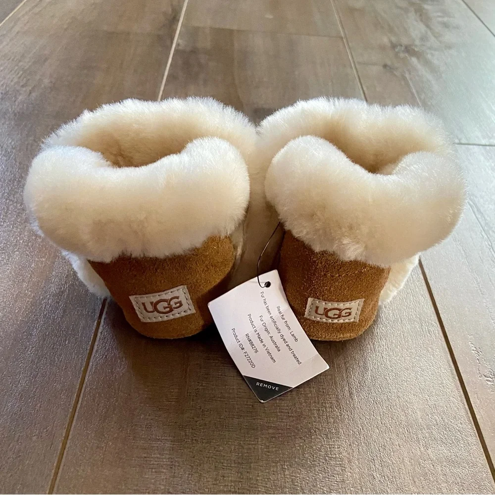 UGG Baby Lassen Ankle Boot in Chestnut